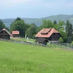 Posestvo Brinje Dom wakacyjny