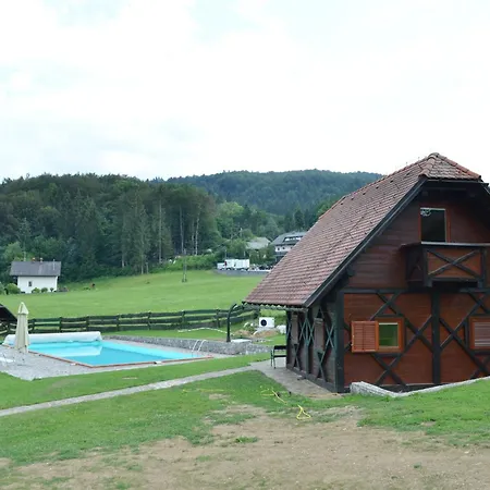 Posestvo Brinje Holiday home